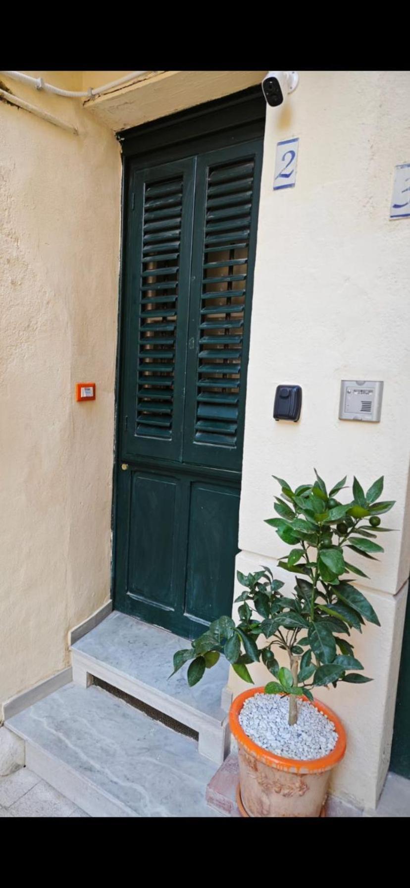 Teresita Apartment Monreale Bagian luar foto